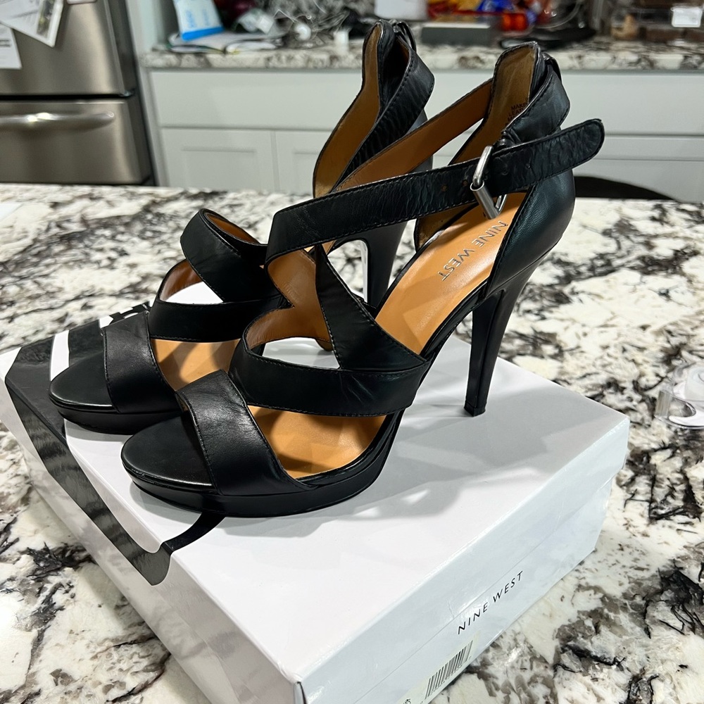 Black Nine West Heels!